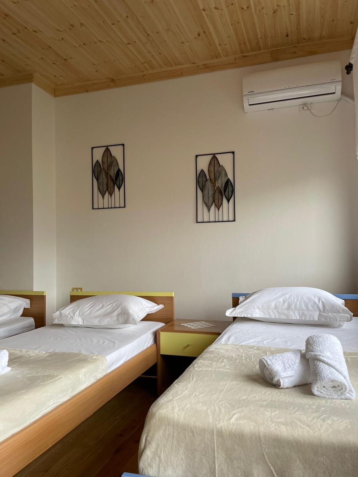 Stonetale Garden Guesthouse Gjirokastra Zewnętrze zdjęcie