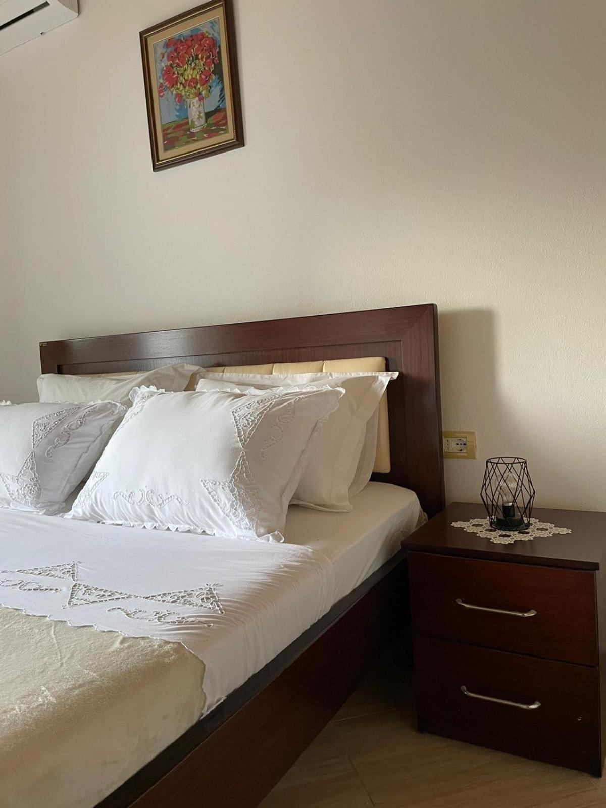 Stonetale Garden Guesthouse Gjirokastra Zewnętrze zdjęcie