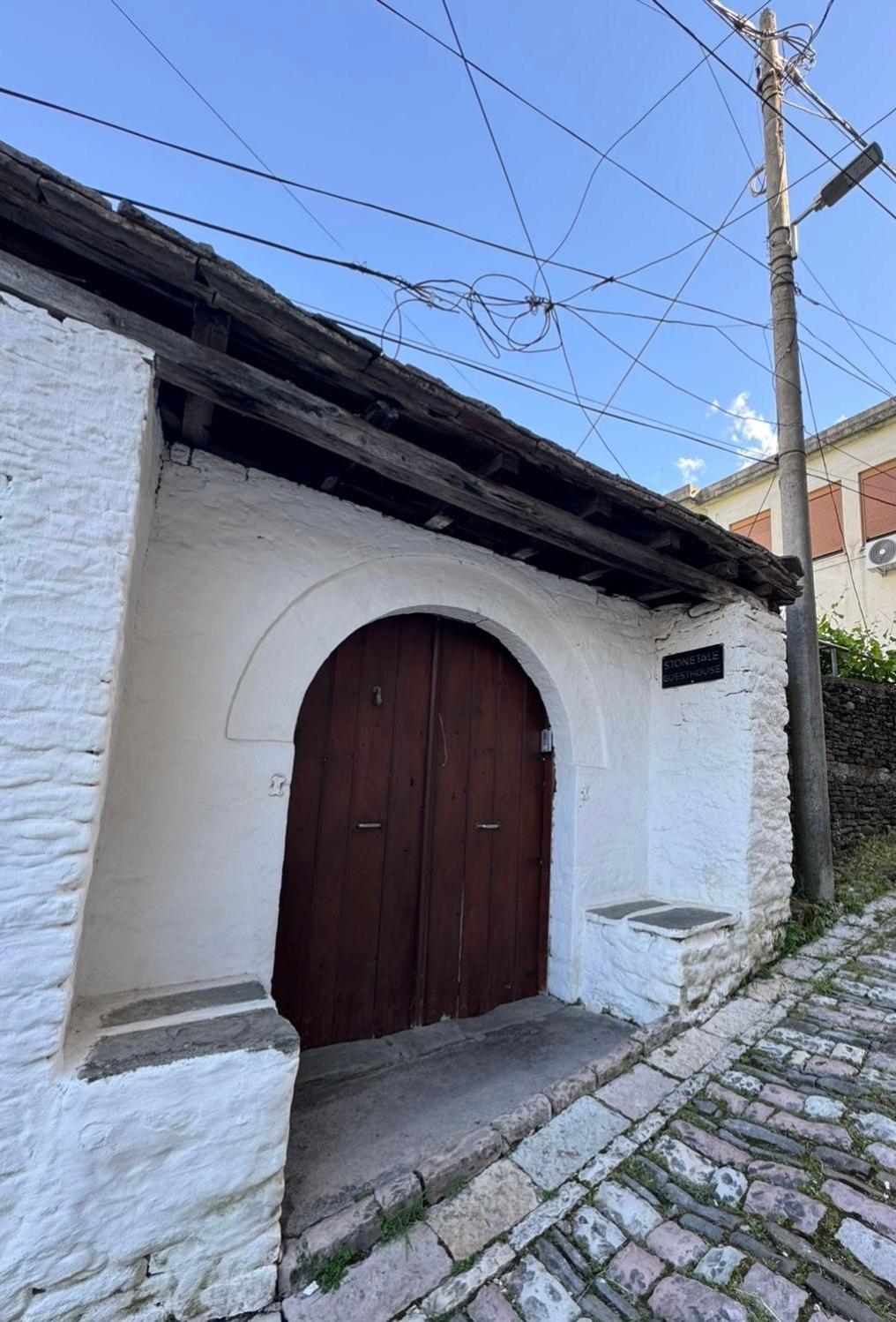 Stonetale Garden Guesthouse Gjirokastra Zewnętrze zdjęcie
